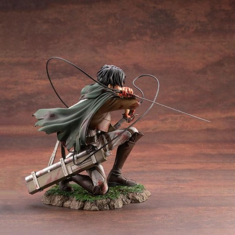 Figura di Levi Ackerman Attacco a Titano