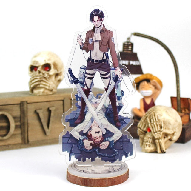 Figura de Plástico Levi Ataque a los Titanes