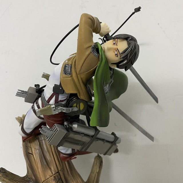 Levi Attack on Titan Figur