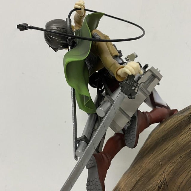 Levi Attack on Titan Figur