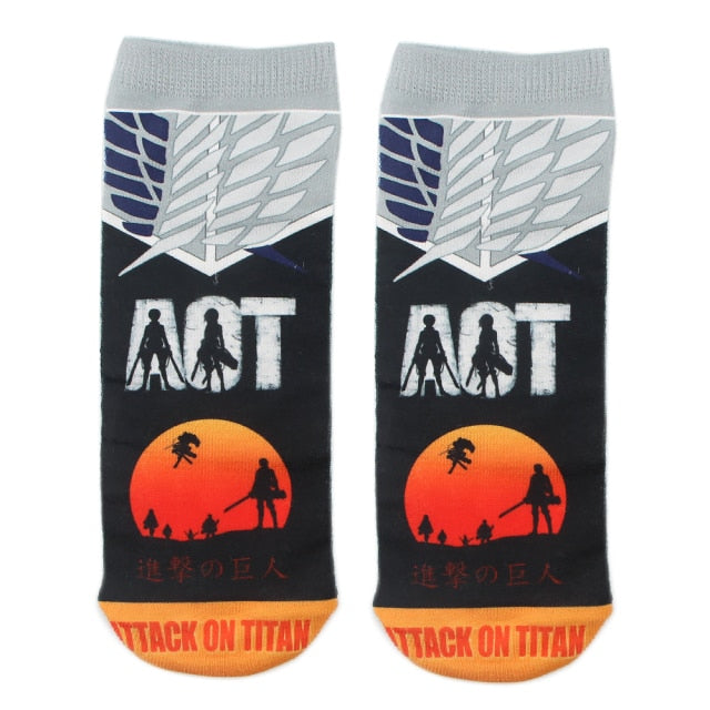 Chaussettes Attaque des Titans Personnages