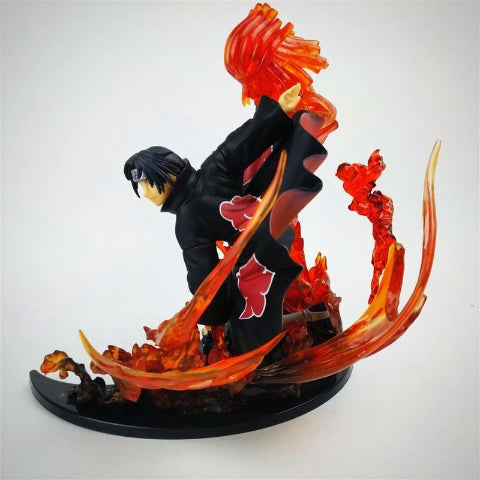 Figura Itachi Uchiha.